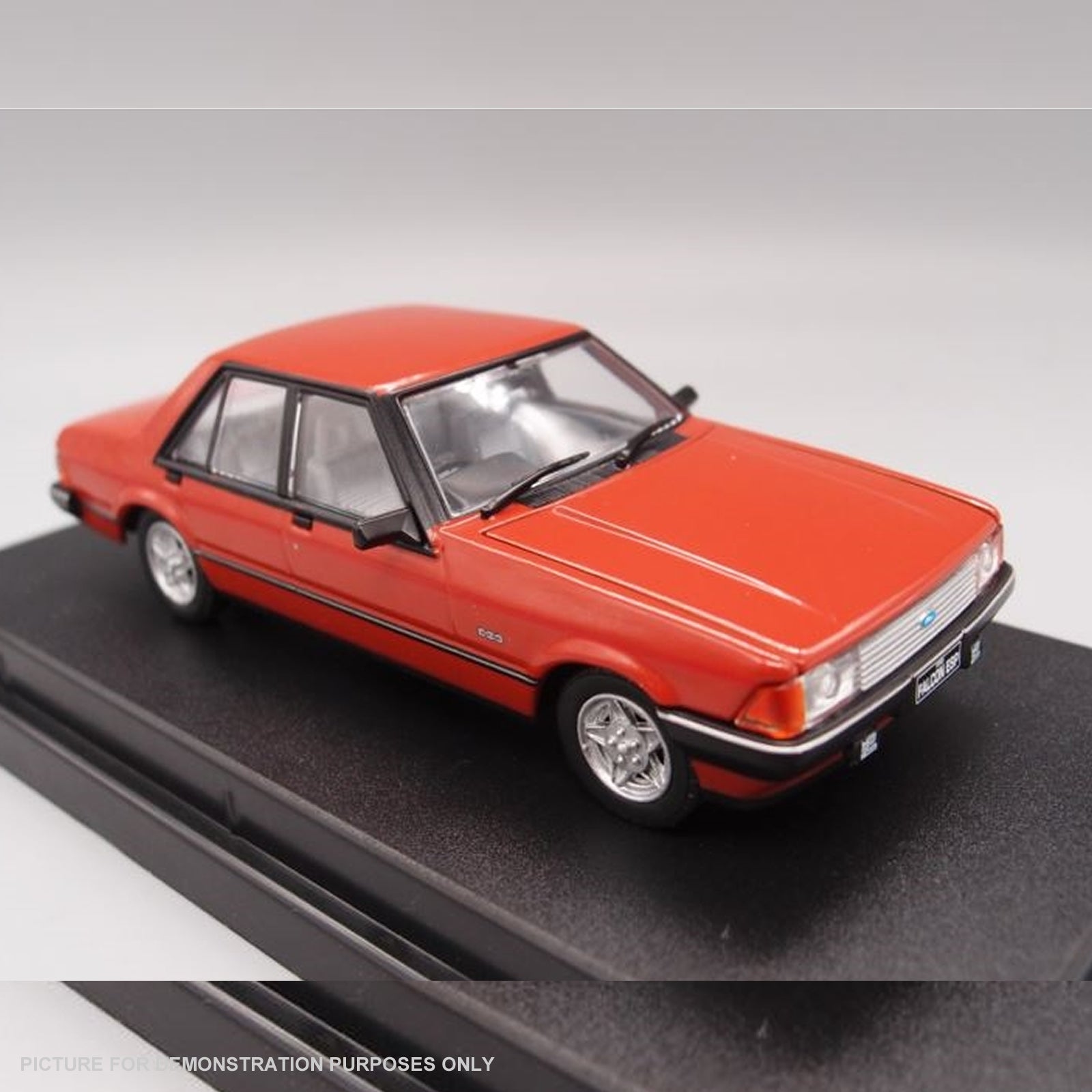 DDA Collectibles Series - 1:43 Chestnut 1982 Ford Falcon XD ESP